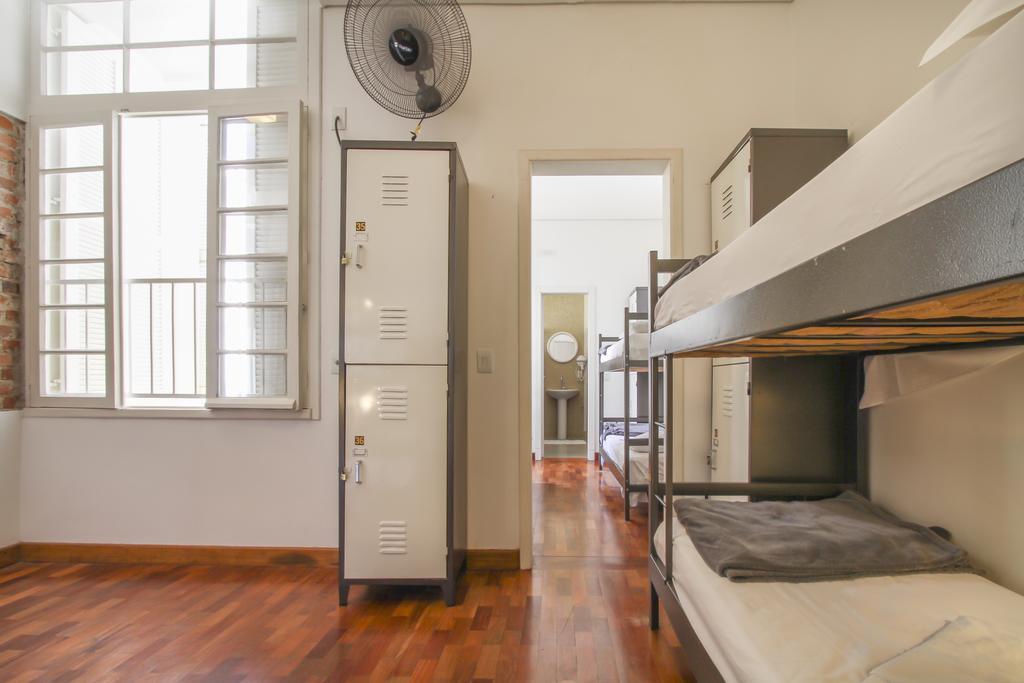 Brick Hostel ปอร์โตอัลเลเกร ภายนอก รูปภาพ